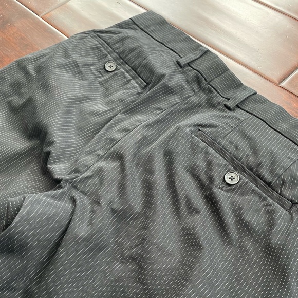 31x32 Black Express Dress Pants with Pinstripes - Picture 6 of 8